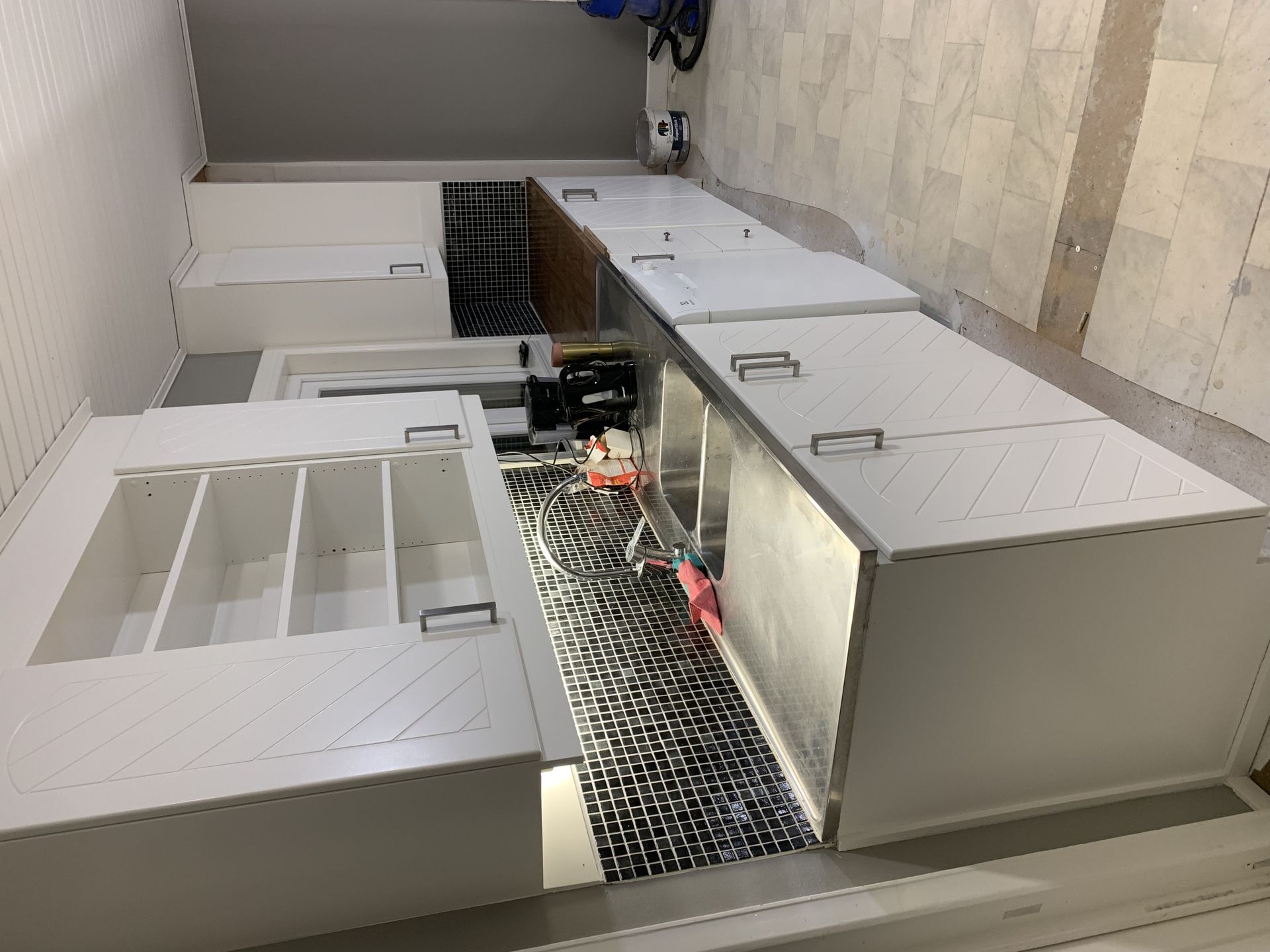 Kitchen Gulahuset by JB Build and Fix Ltd, Dorset