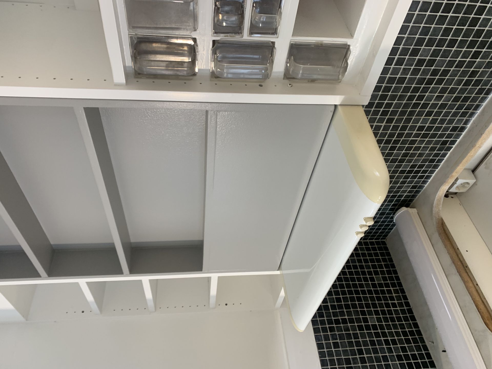 Kitchen Gulahuset by JB Build and Fix Ltd, Dorset