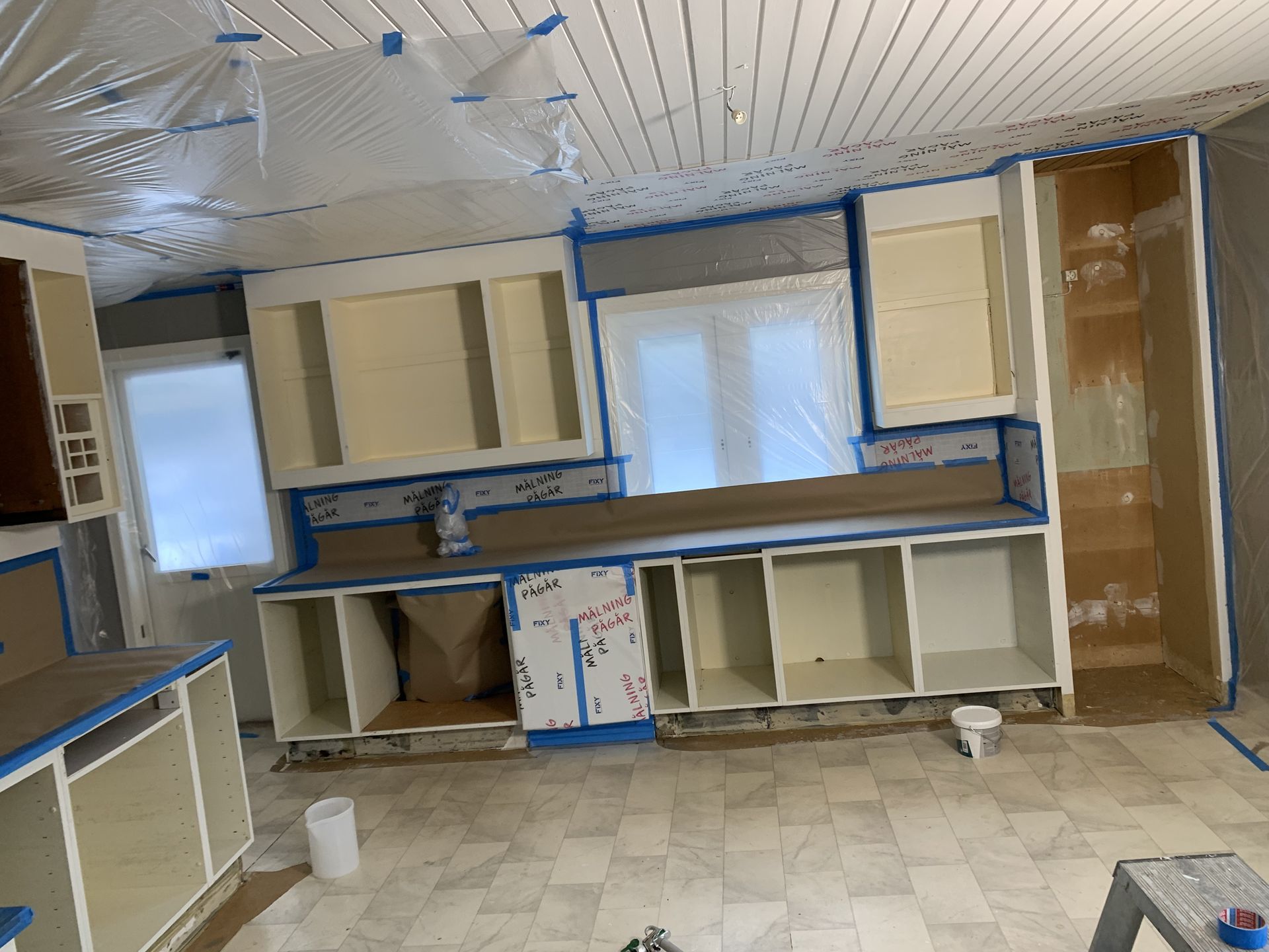 Kitchen Gulahuset by JB Build and Fix Ltd, Dorset