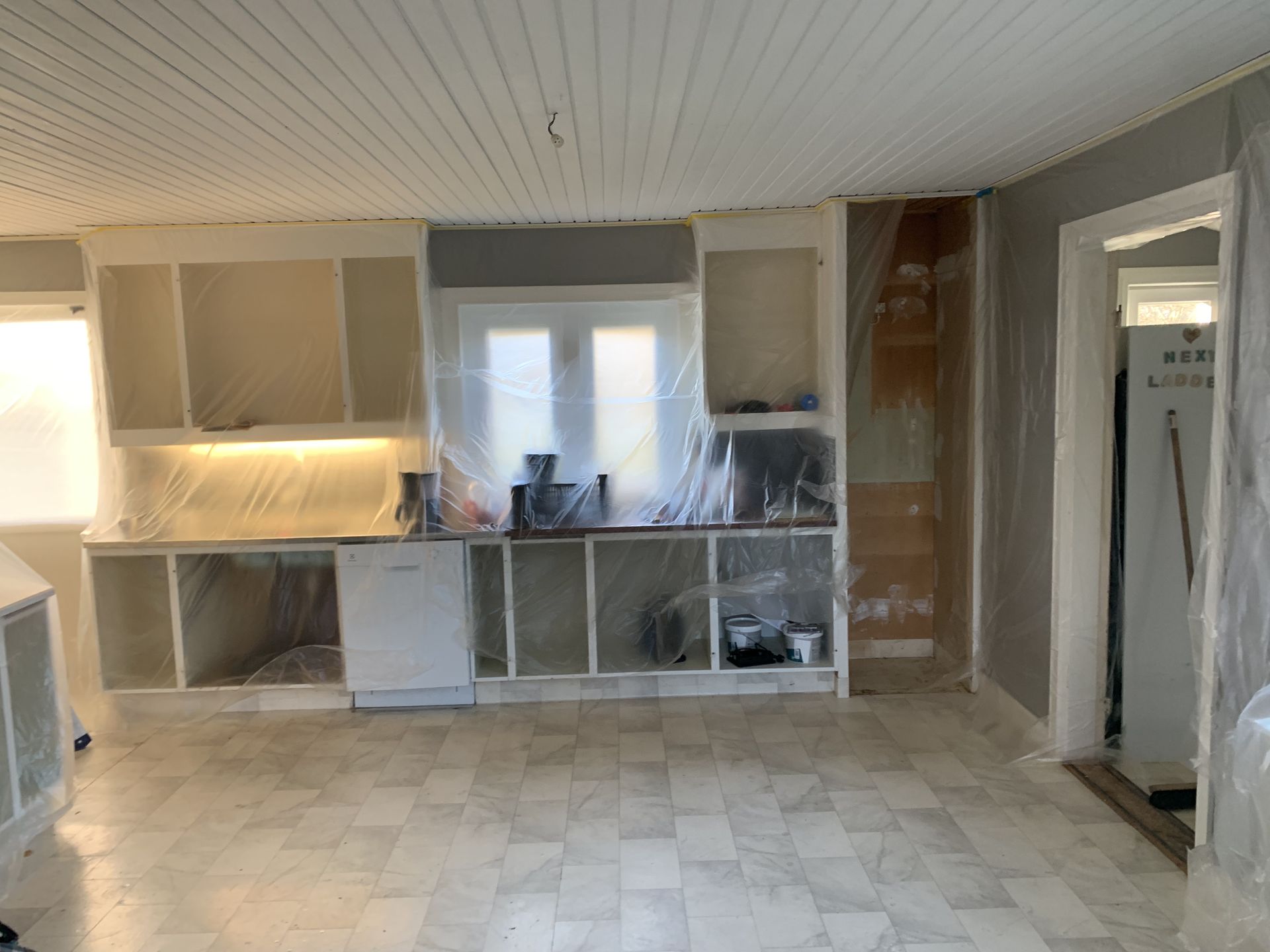 Kitchen Gulahuset by JB Build and Fix Ltd, Dorset