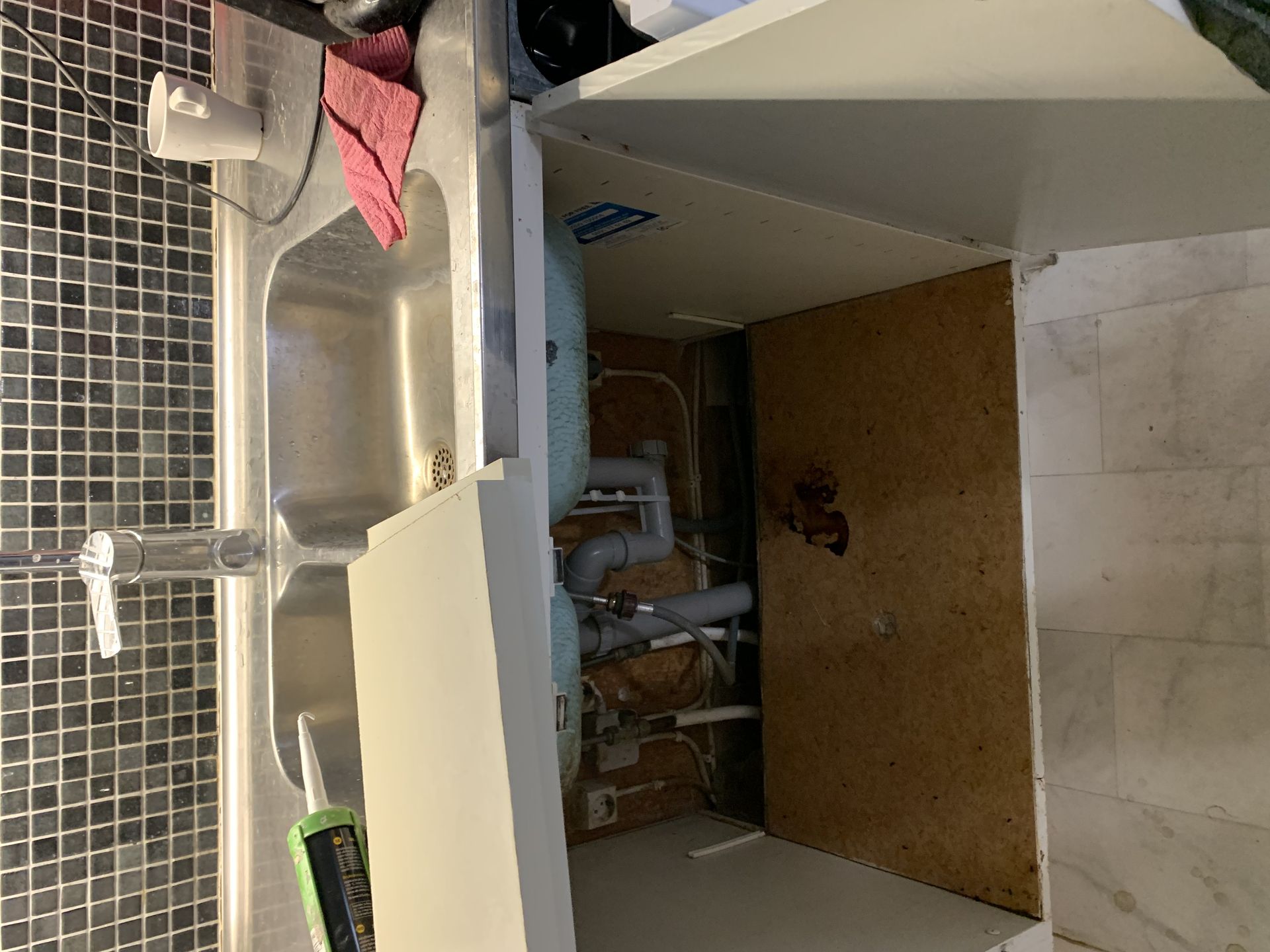 Kitchen Gulahuset by JB Build and Fix Ltd, Dorset