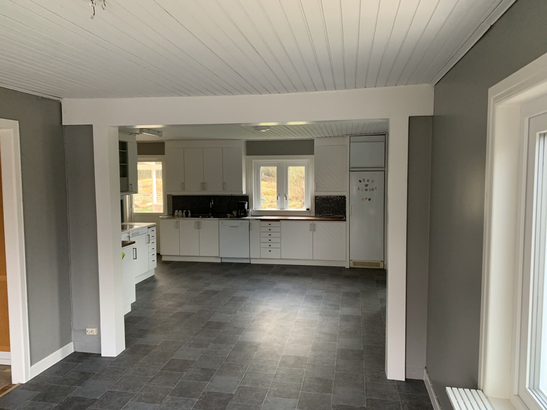 Kitchen Gulahuset by JB Build and Fix Ltd, Dorset