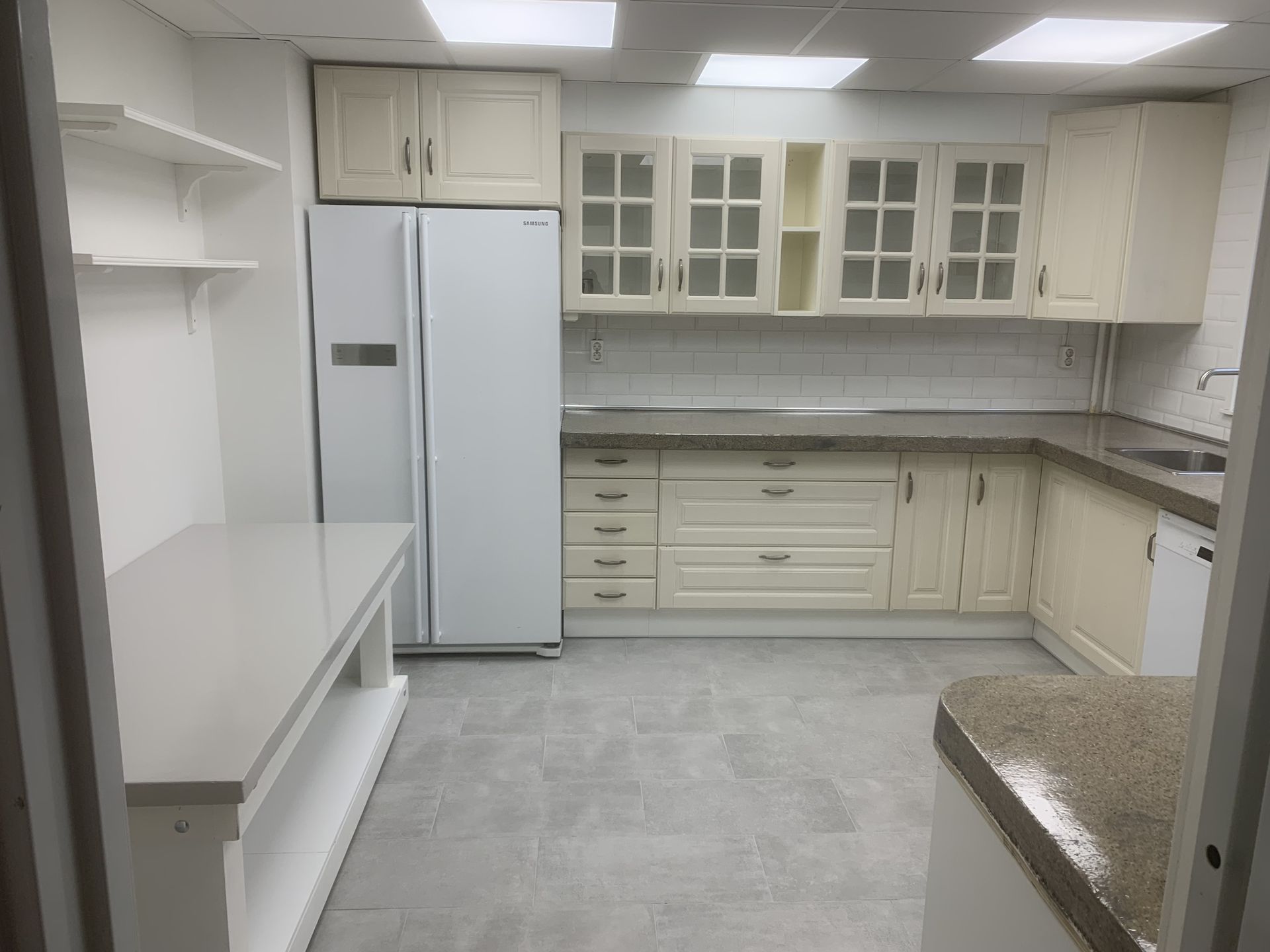 Kitchen Lab Stenakra by JB Build and Fix Ltd, Dorset