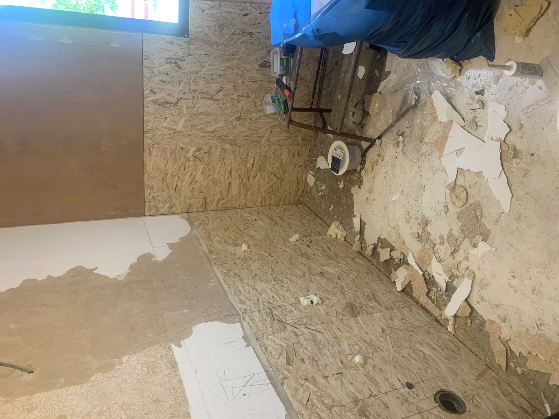 Bathroom Rodahus by JB Build and Fix Ltd, Dorset