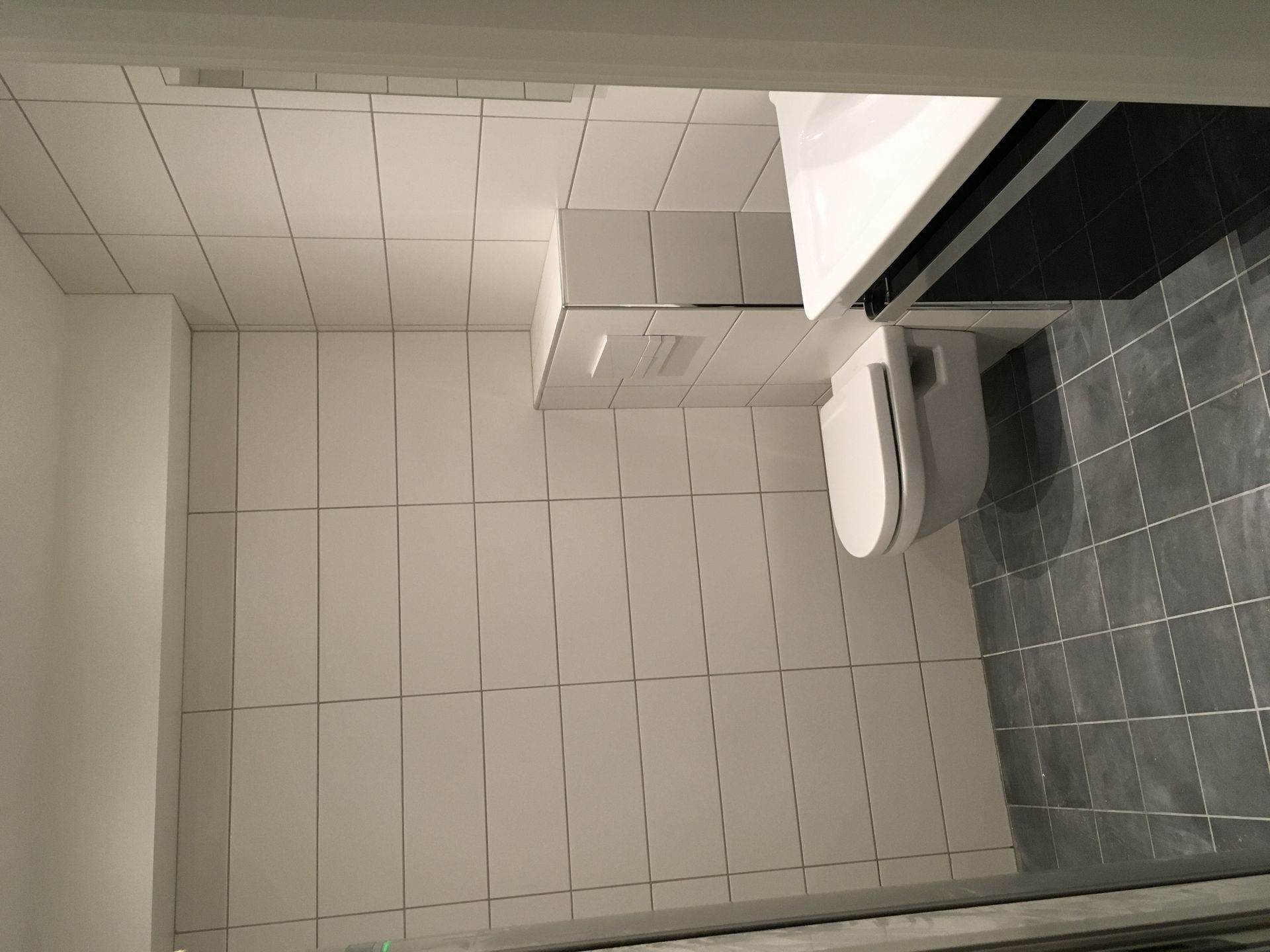 Bathrooms Tegefjell by JB Build and Fix Ltd, Dorset