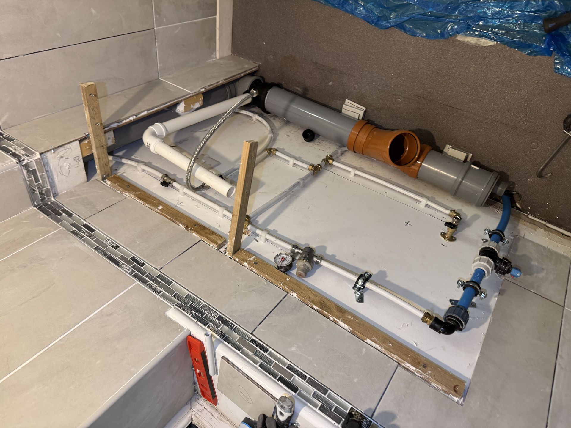 Bathroom Wincanton (correction &completion) by JB Build and Fix Ltd, Dorset