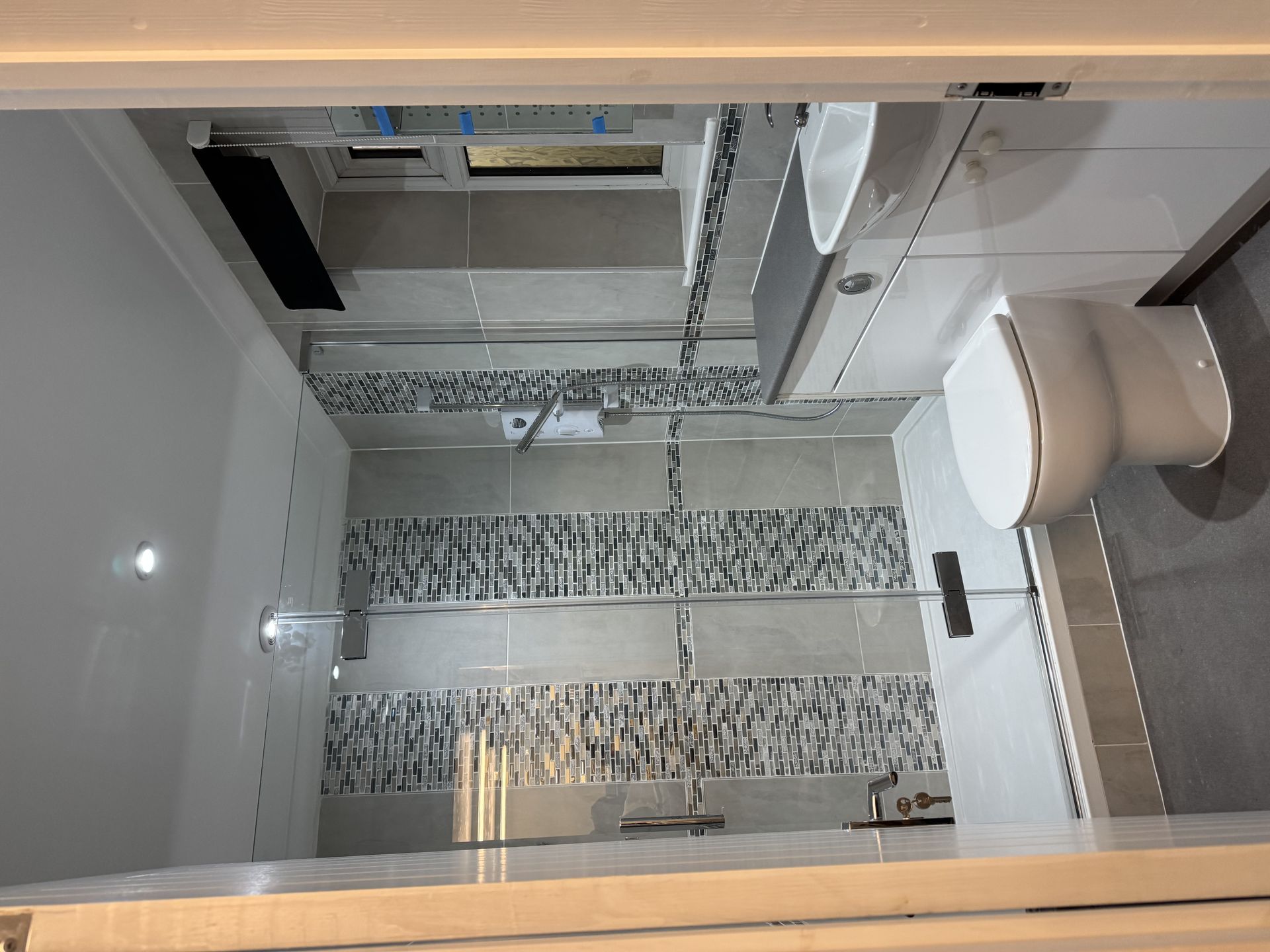 Bathroom Wincanton (correction &completion) by JB Build and Fix Ltd, Dorset