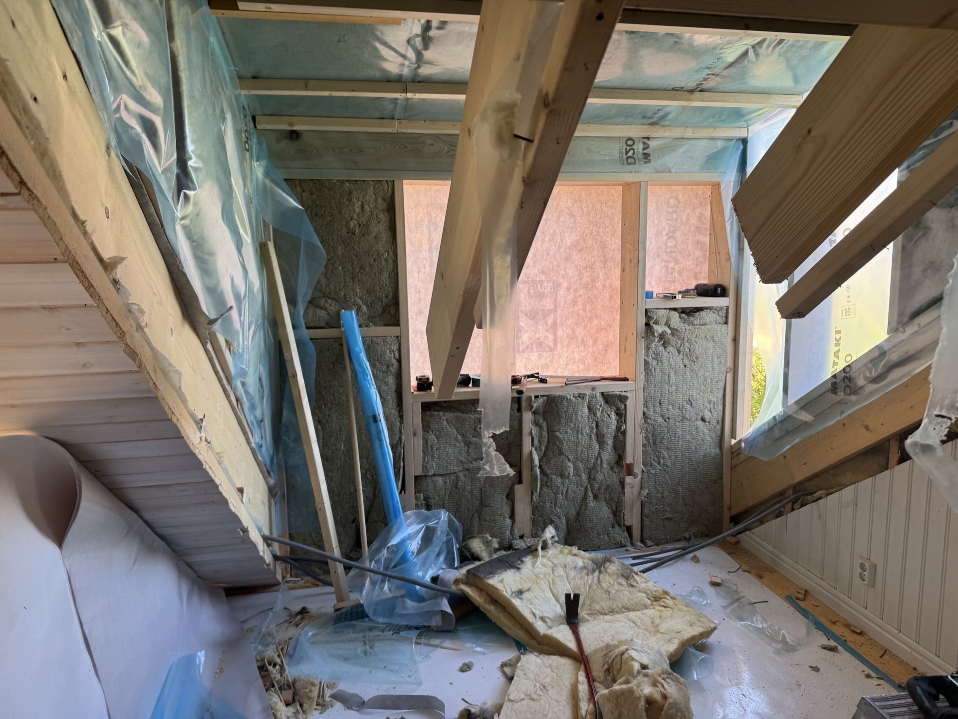 Roof Lillabjarsvik by JB Build and Fix Ltd, Dorset