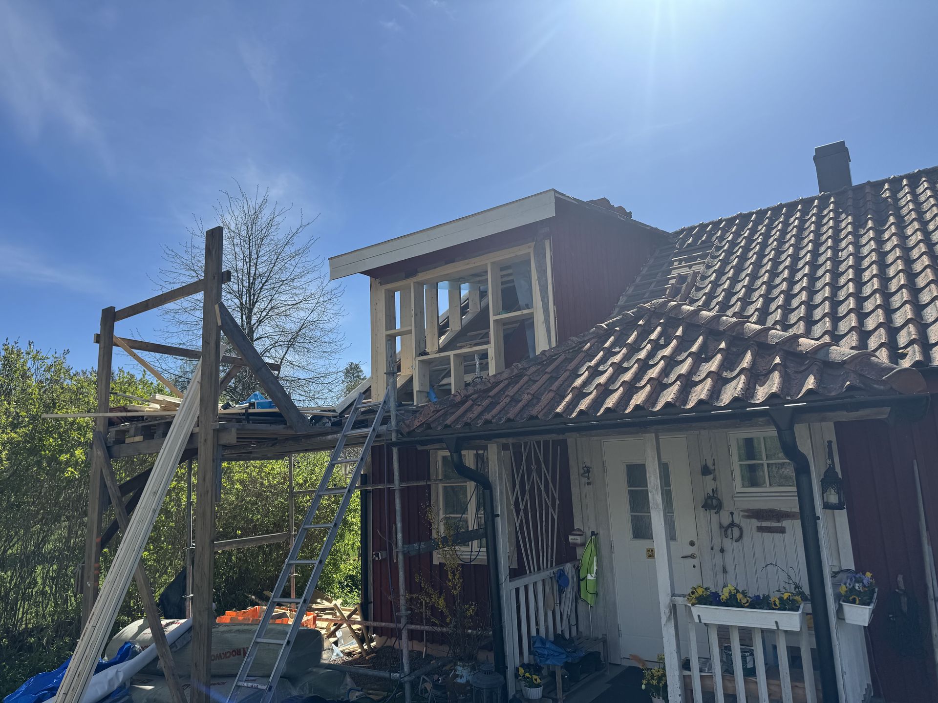 Roof Lillabjarsvik by JB Build and Fix Ltd, Dorset