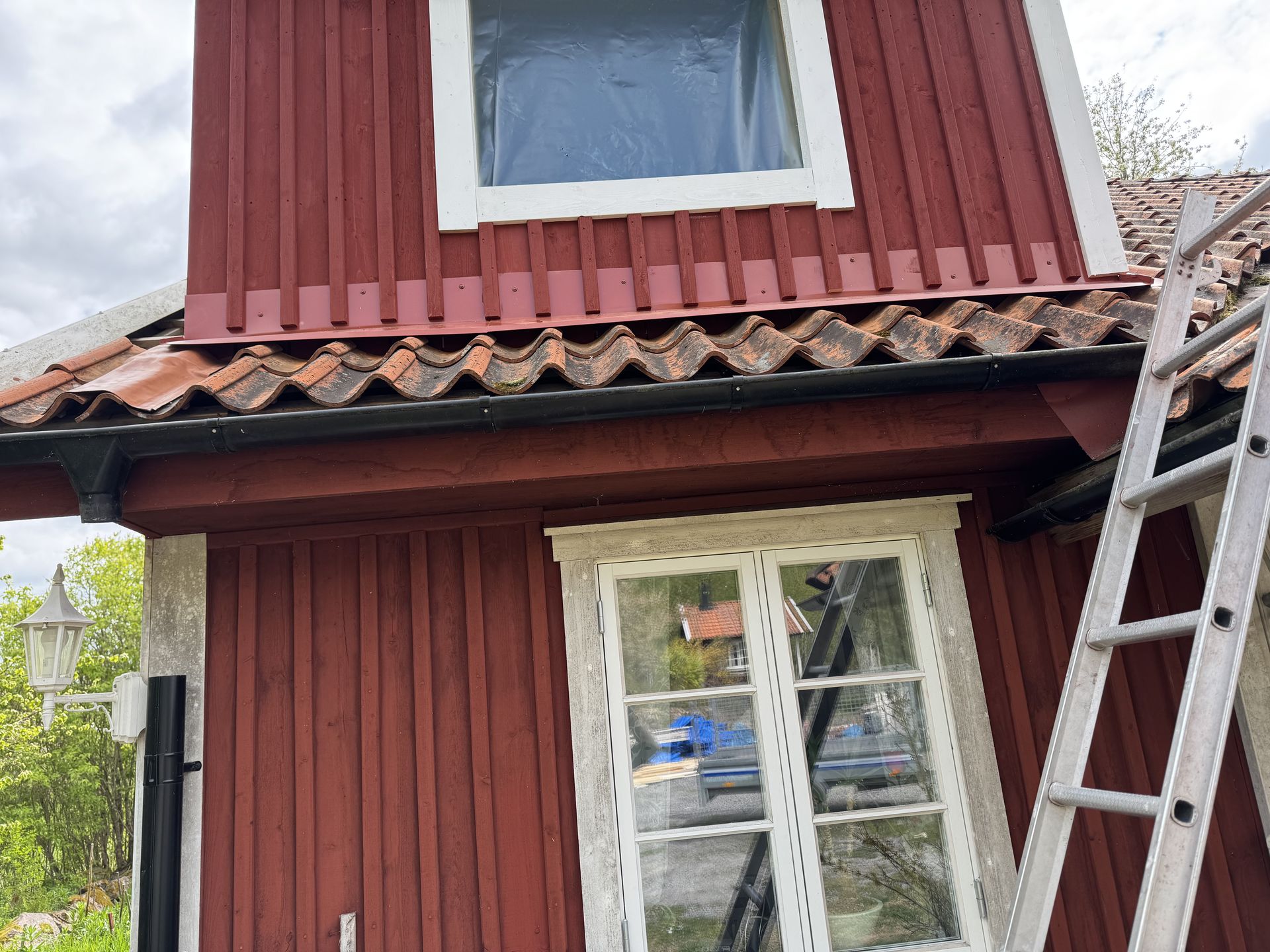 Roof Lillabjarsvik by JB Build and Fix Ltd, Dorset