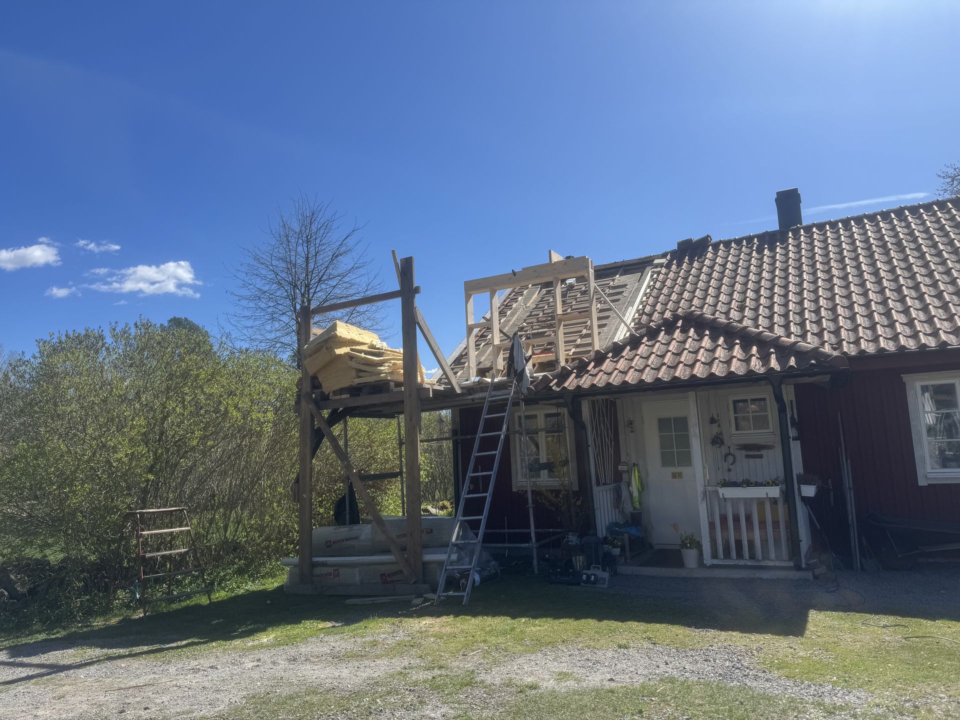 Roof Lillabjarsvik by JB Build and Fix Ltd, Dorset