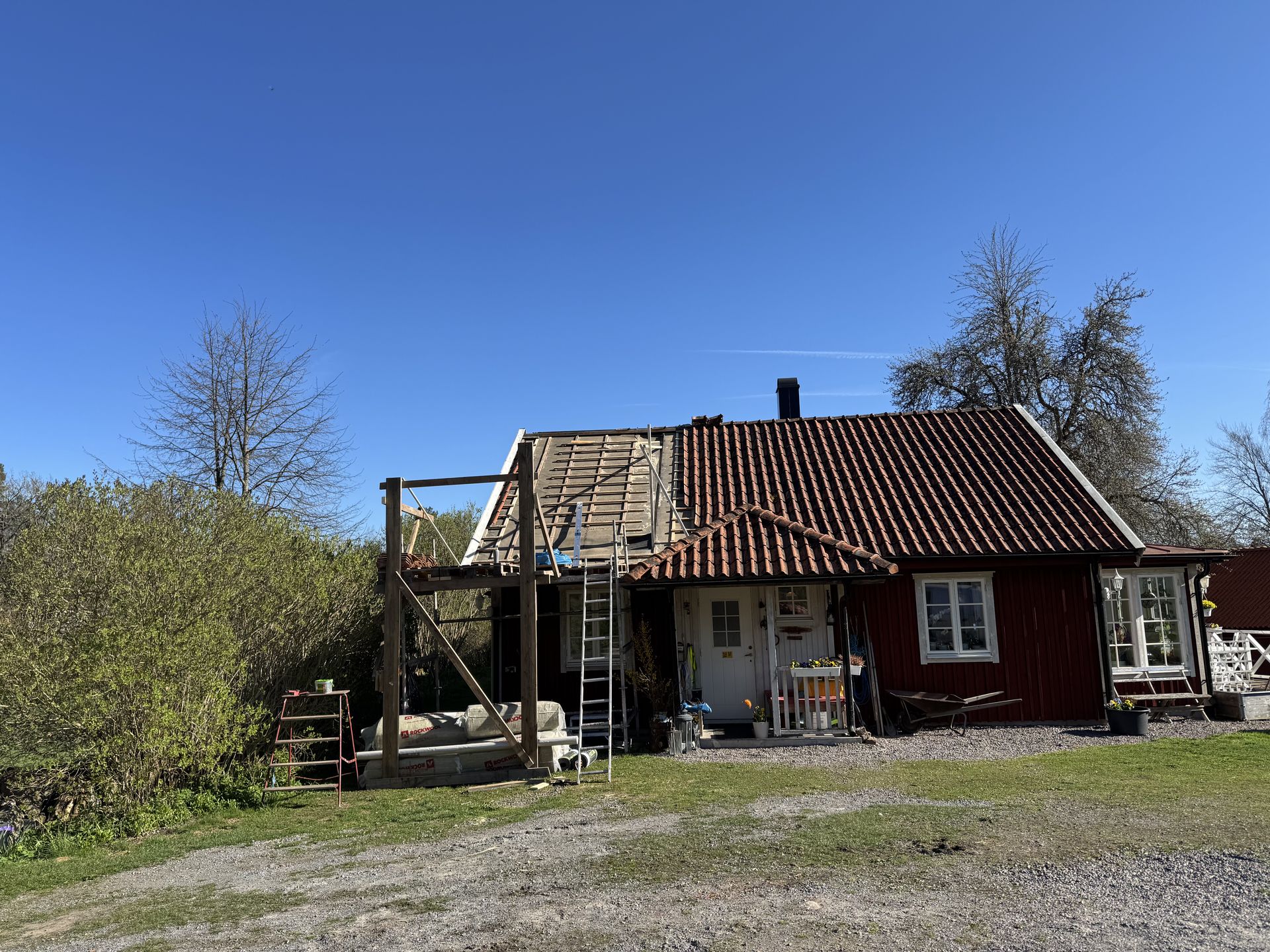 Roof Lillabjarsvik by JB Build and Fix Ltd, Dorset