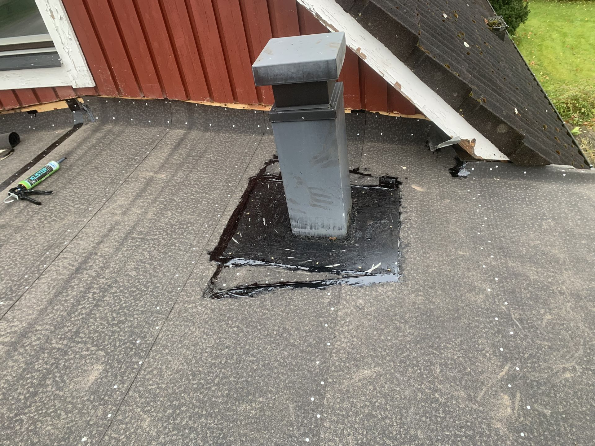 Roof Garage Rodahuset by JB Build and Fix Ltd, Dorset