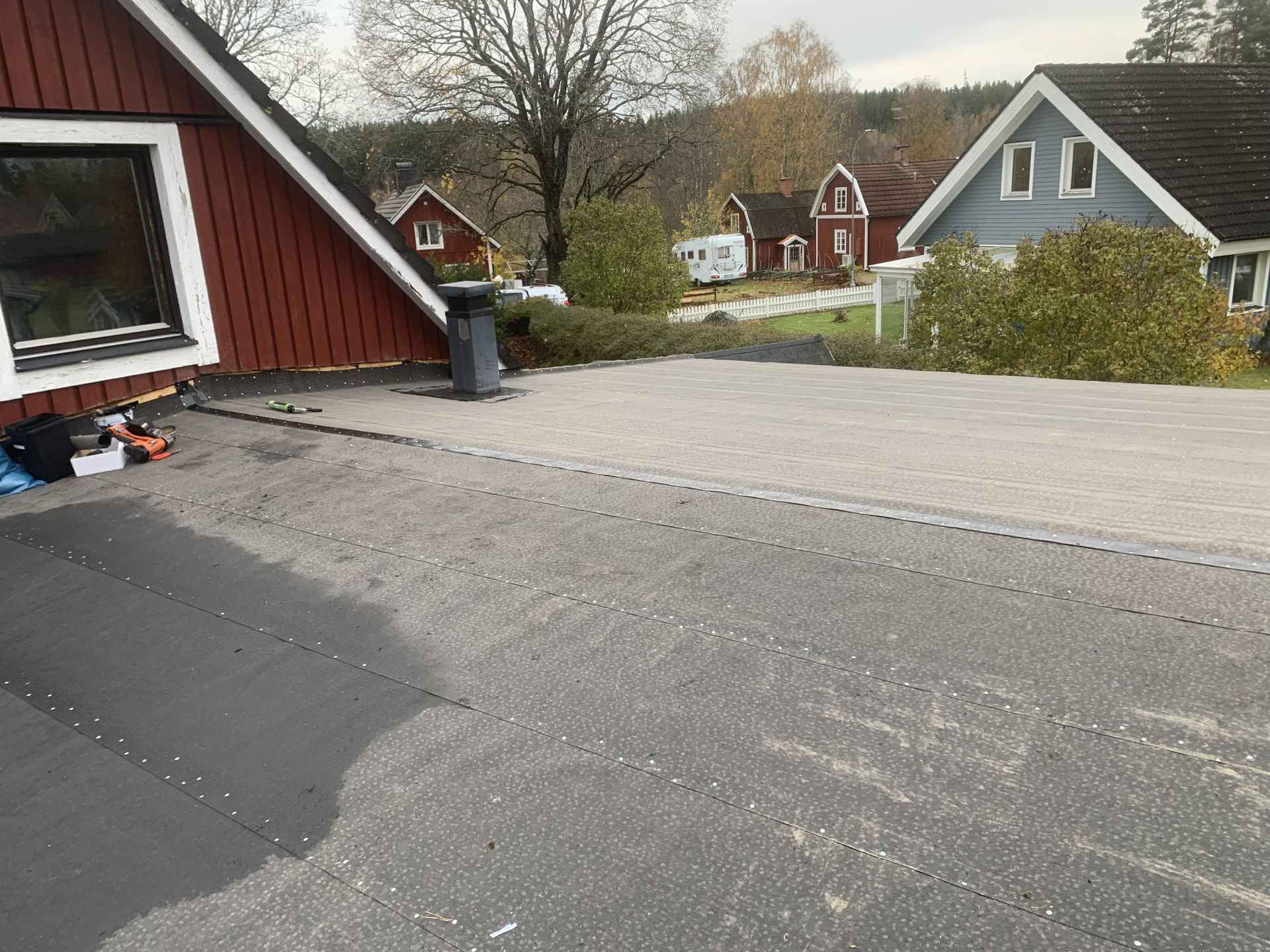 Roof Garage Rodahuset by JB Build and Fix Ltd, Dorset